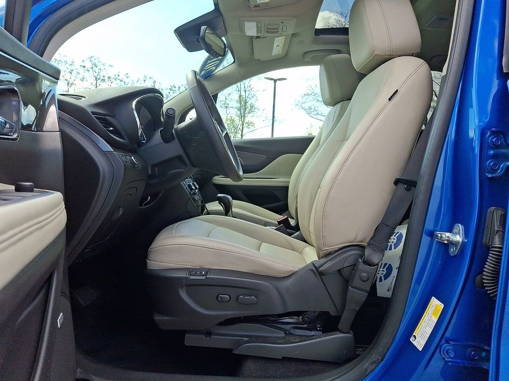 Used 2017 Buick Encore Premium image 15