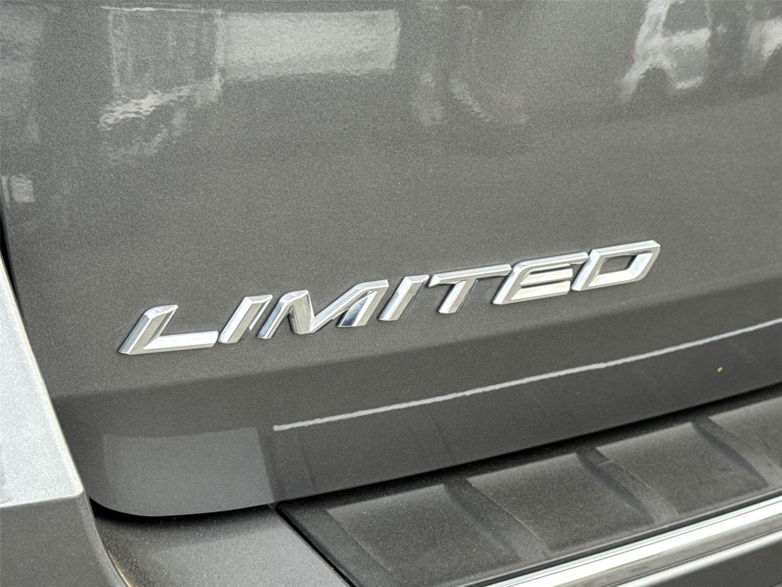 Certified 2021 Ford Explorer Limited w/ Hybrid Equipment Group 310A image 11