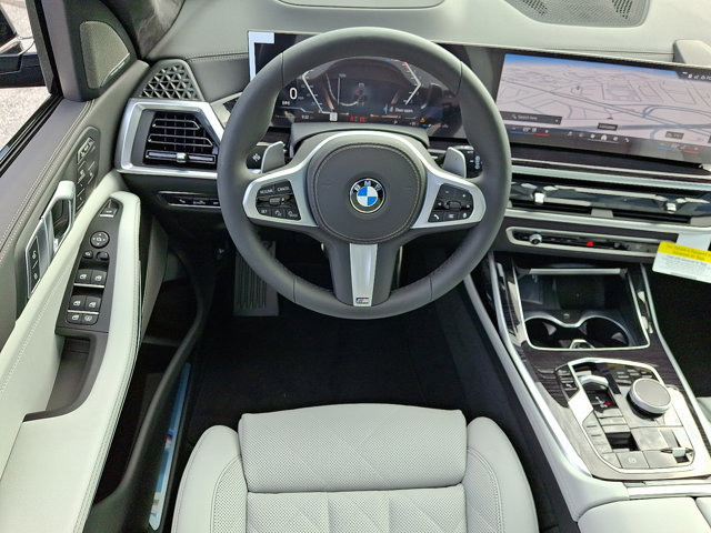New 2026 BMW X7 xDrive40i w/ M Sport Package image 7