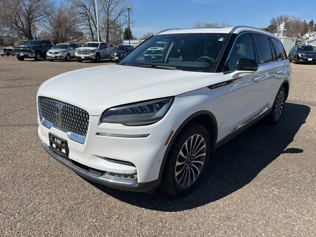 Used 2021 Lincoln Aviator Reserve w/ Elements Package Plus image 4