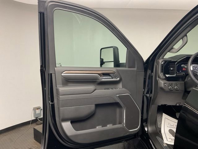 New 2026 Chevrolet Silverado 2500 LT w/ Trail Boss Package image 9