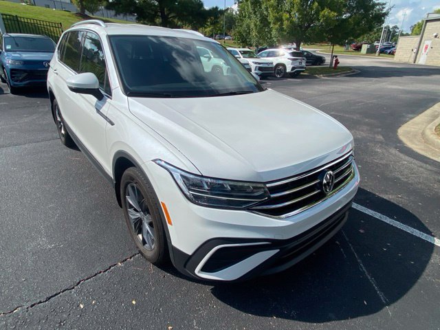 Used 2023 Volkswagen Tiguan SE