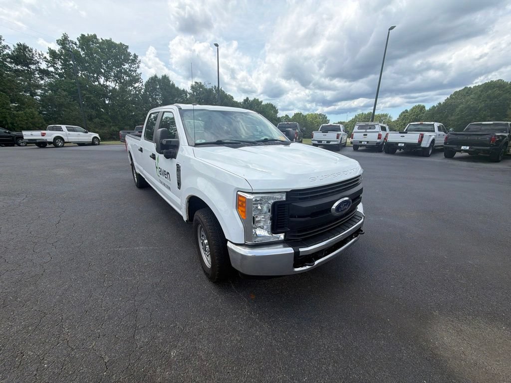 Used 2017 Ford F250 XL w/ Power Equipment Group RWD image 1