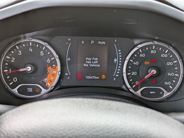 Certified 2018 Jeep Renegade Latitude w/ Popular Equipment Group image 16