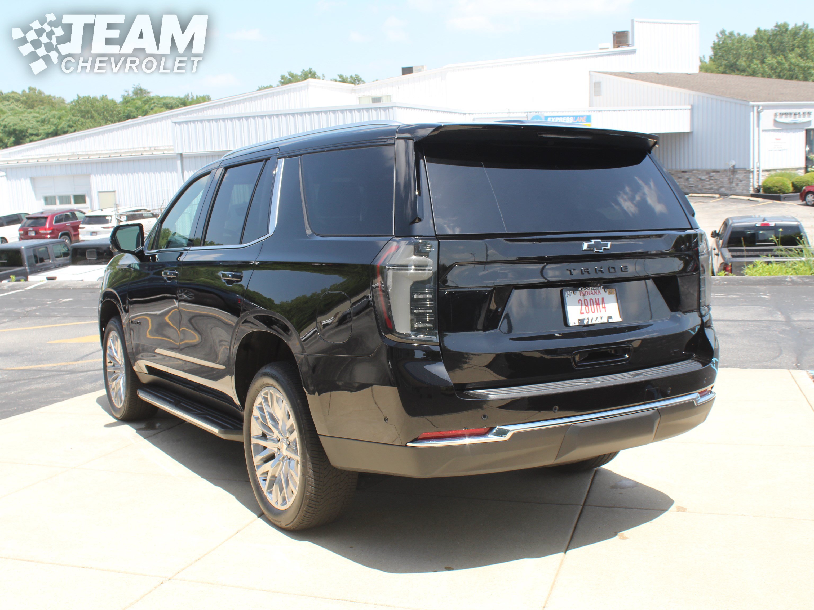 Used 2026 Chevrolet Tahoe LT w/ Comfort Package AWD/4WD image 6