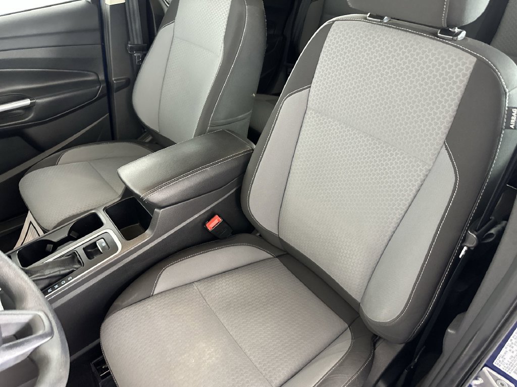 Used 2017 Ford Escape SE w/ SE Cold Weather Package FWD image 19