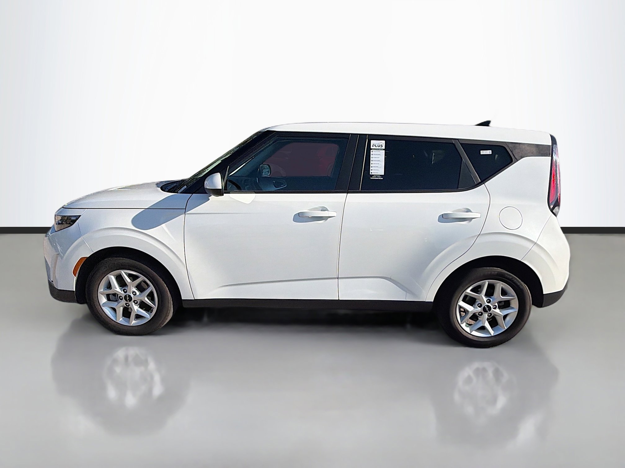 Used 2024 Kia Soul LX w/ Option Group 015 image 6