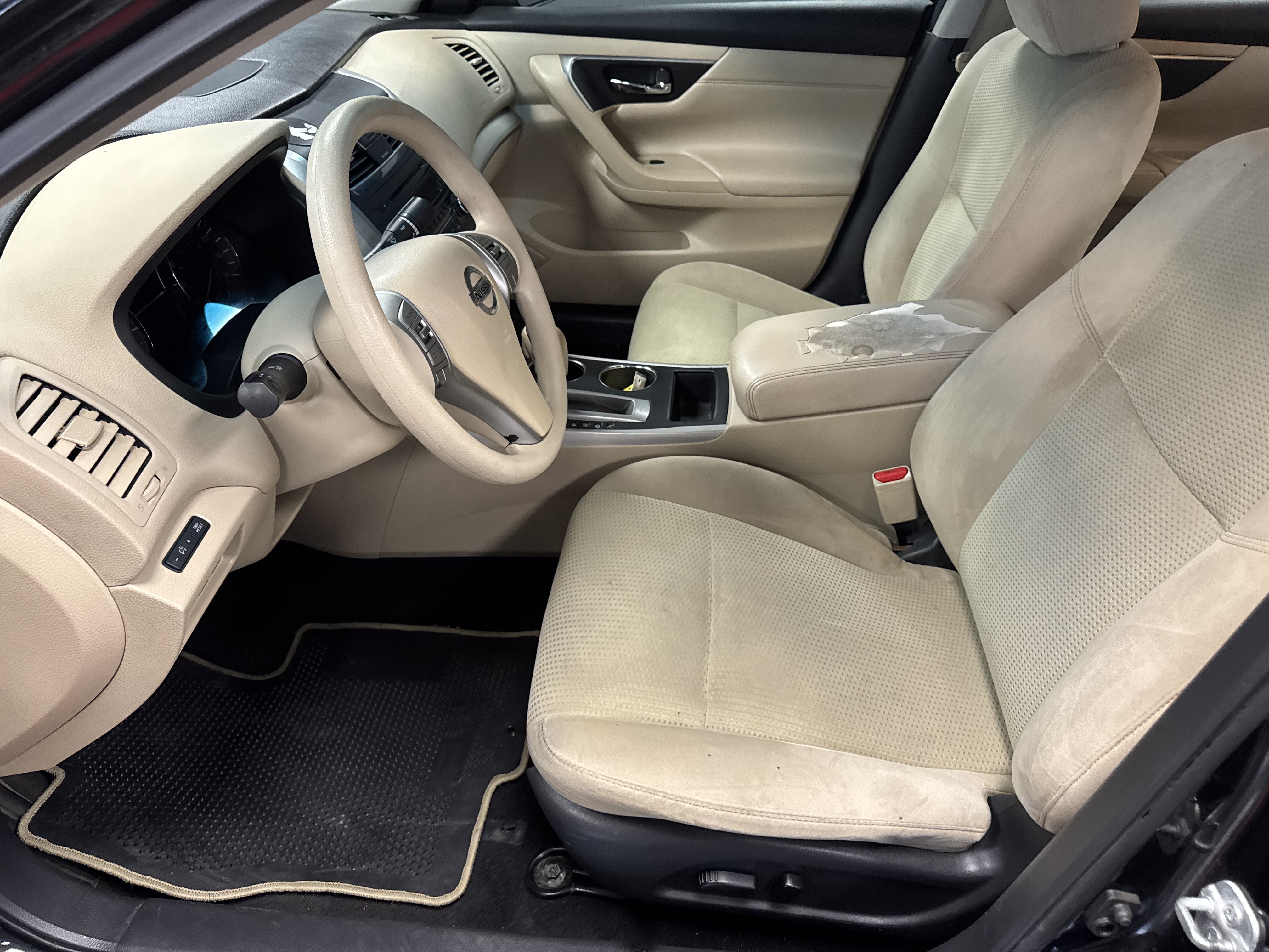 Used 2015 Nissan Altima 2.5 S w/ Power Driver Seat Package FWD image 9