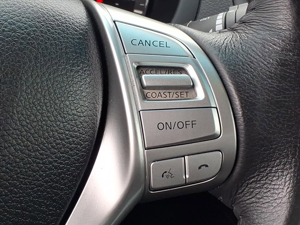 Used 2017 Nissan Altima 2.5 SV w/ Convenience Package image 11