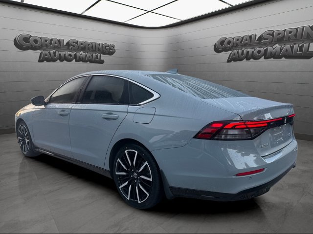 Used 2025 Honda Accord Touring image 5