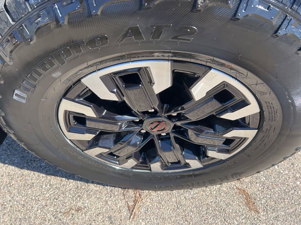 Certified 2024 Nissan Frontier PRO-4X w/ Technology Package image 35