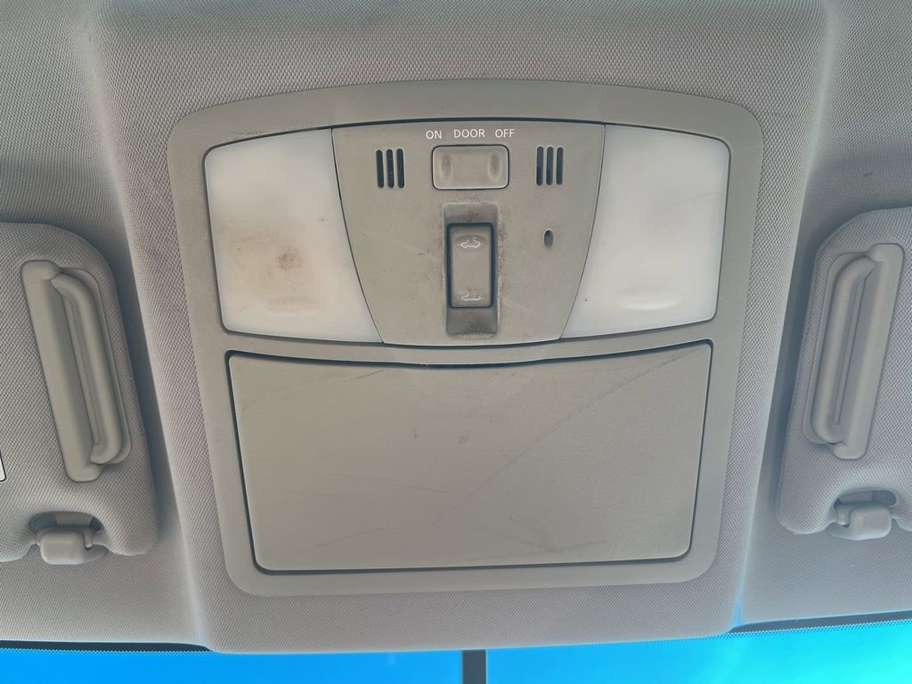 Used 2012 INFINITI G25 x image 22