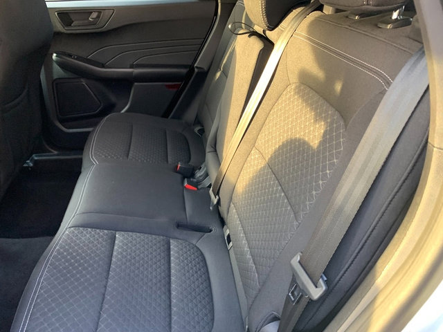 Used 2023 Ford Escape Active image 18