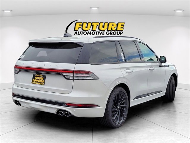 New 2025 Lincoln Aviator Reserve w/ Equipment Group 201A image 3