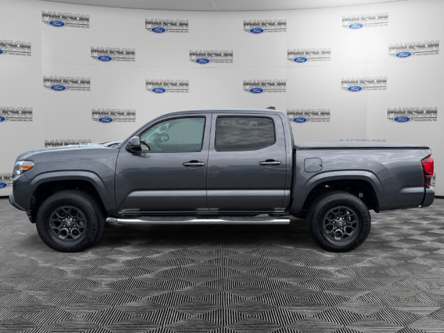 Used 2022 Toyota Tacoma SR AWD/4WD image 2