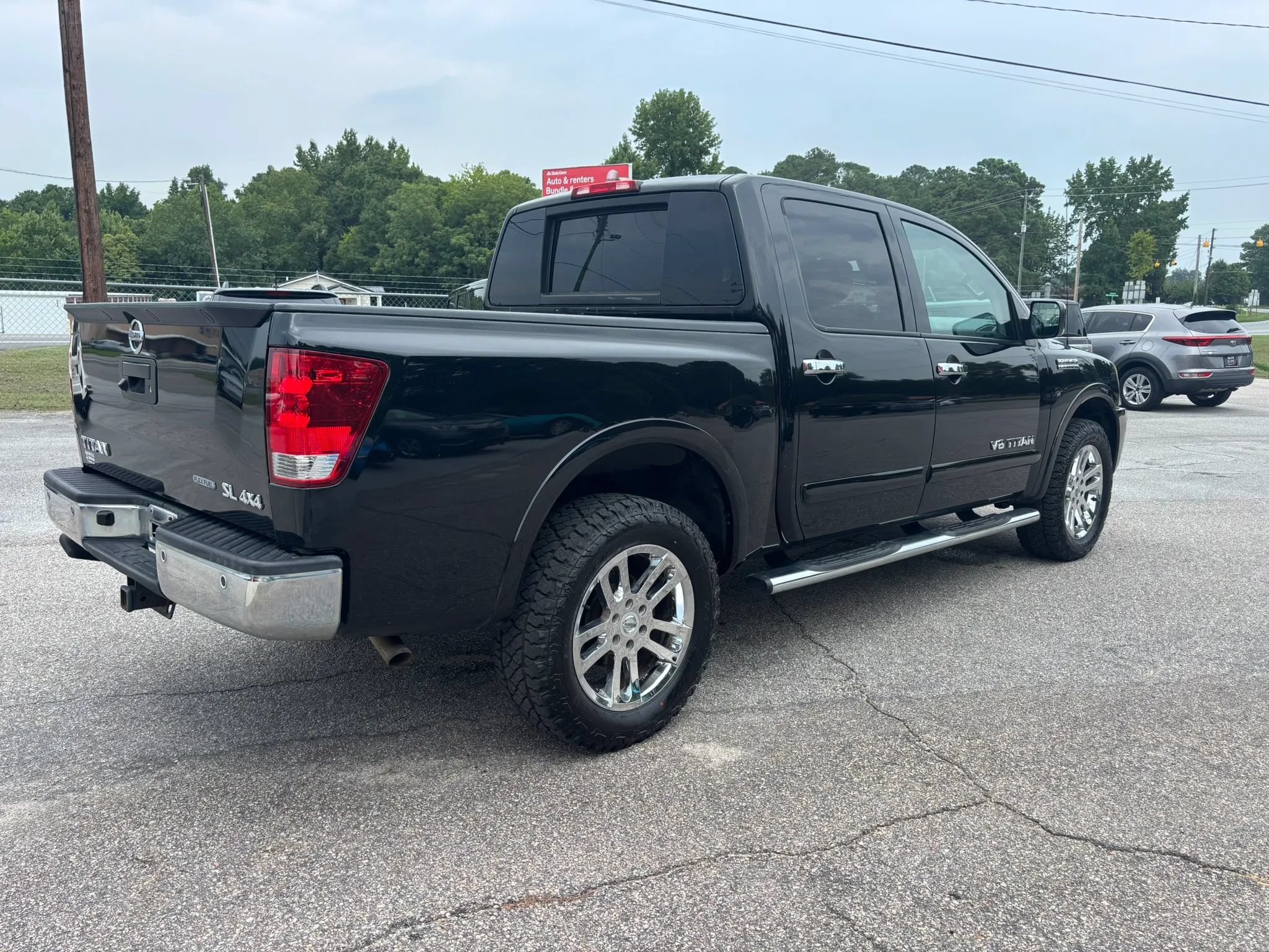 Used 2015 Nissan Titan SL w/ SL Heavy Metal Package AWD/4WD image 6