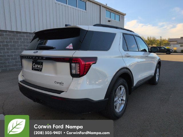 New 2027 Ford Explorer Active AWD/4WD image 3