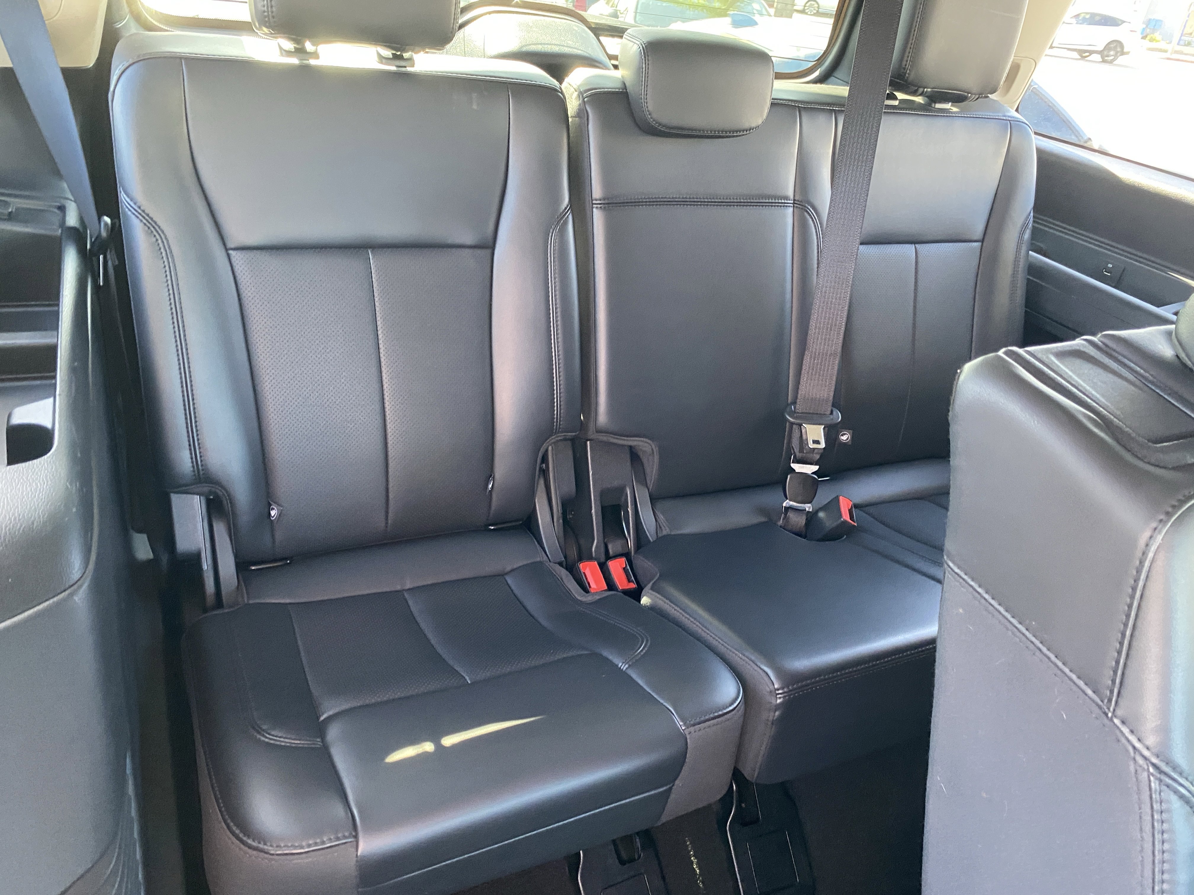 Used 2024 Ford Expedition XLT image 12