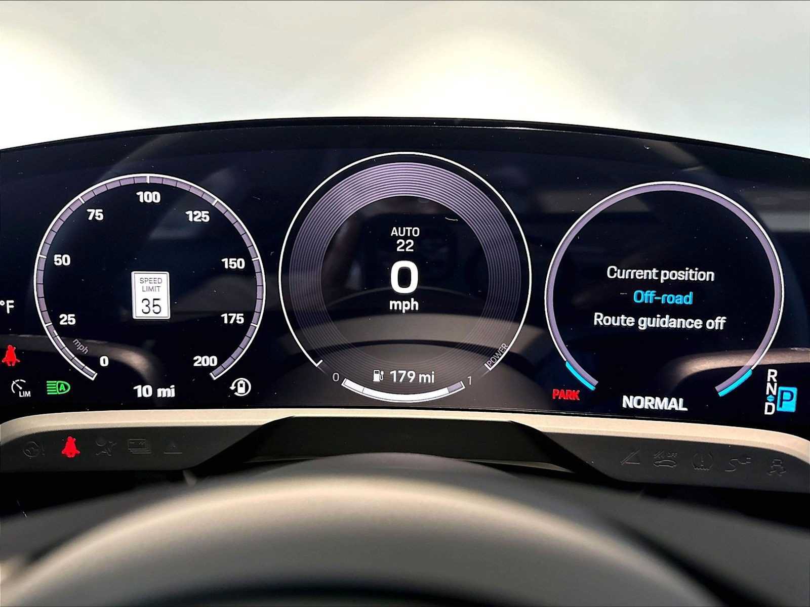 New 2026 Porsche Taycan 4S AWD/4WD image 17