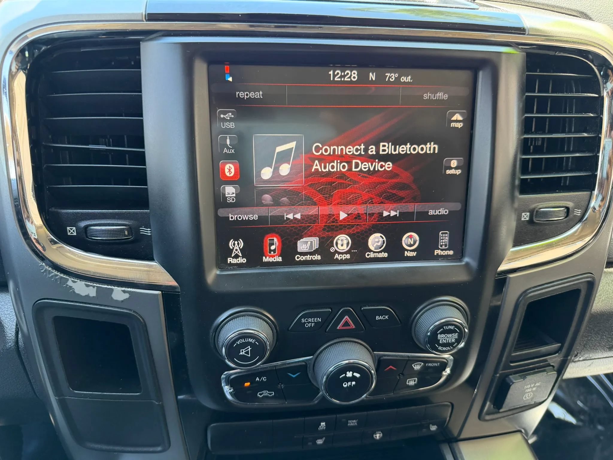 Used 2013 RAM 1500 R/T w/ Convenience Group RWD image 19