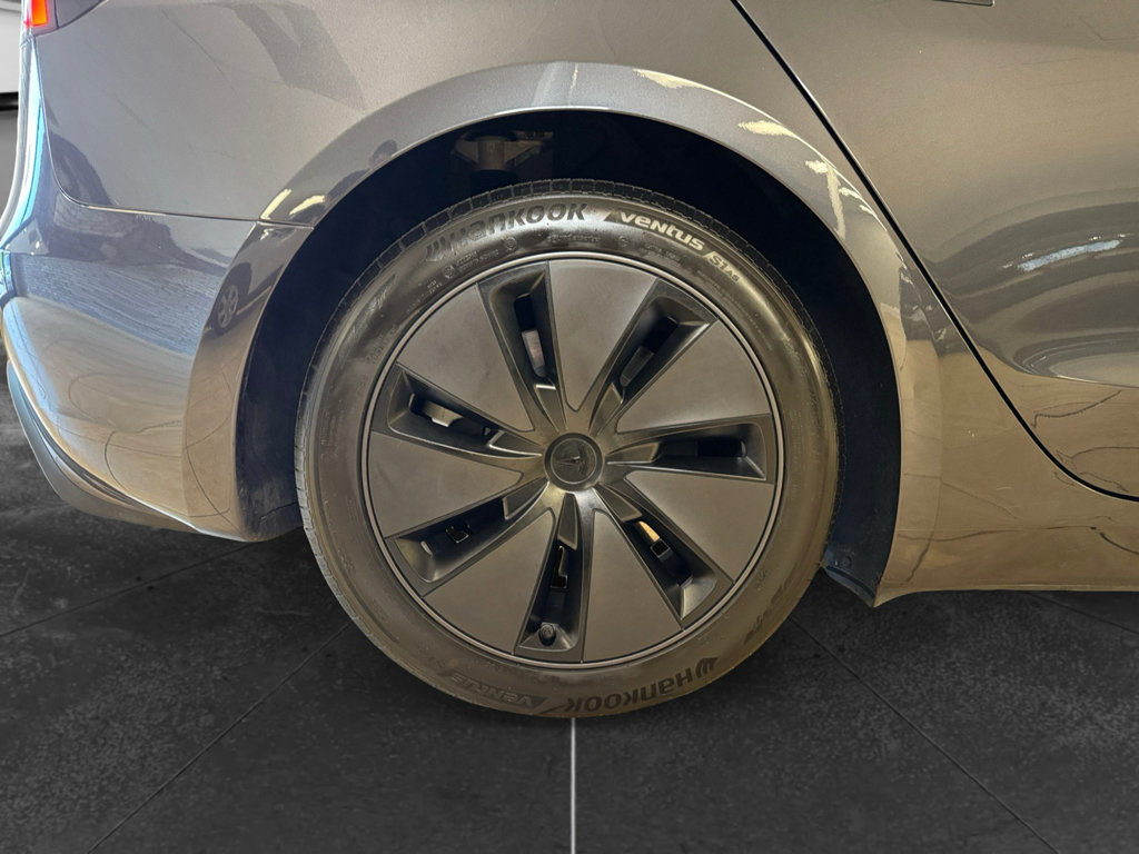 Used 2024 Tesla Model 3 Long Range AWD/4WD image 36