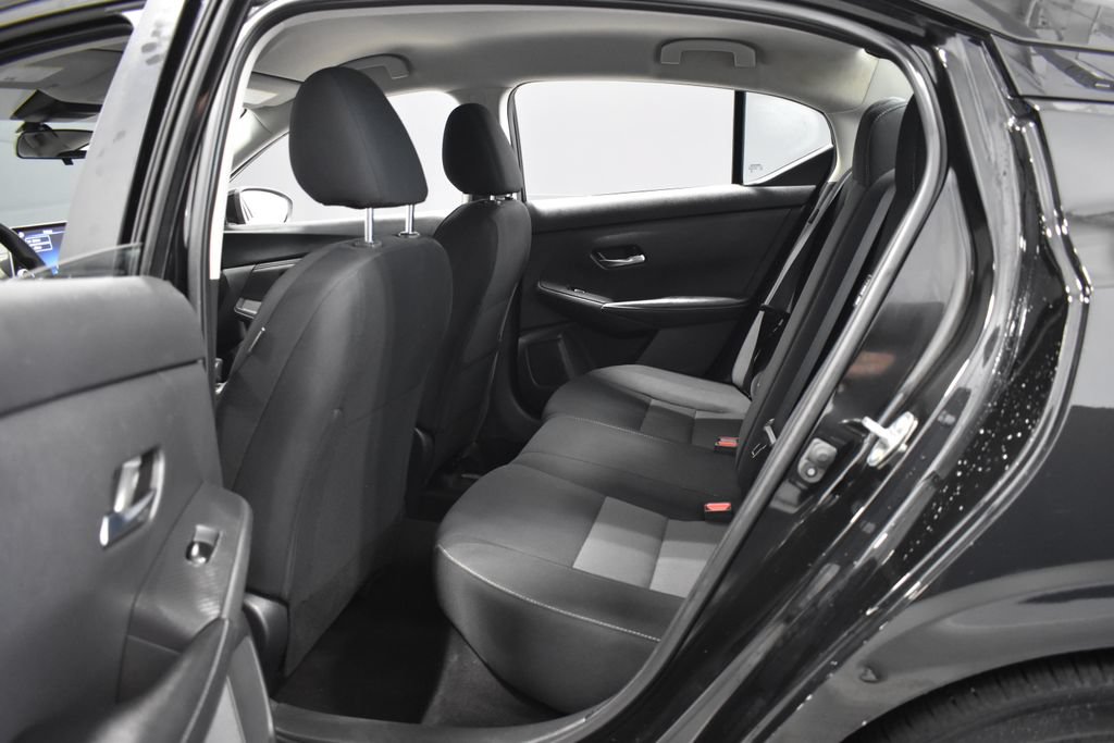 Certified 2023 Nissan Sentra SV FWD image 30
