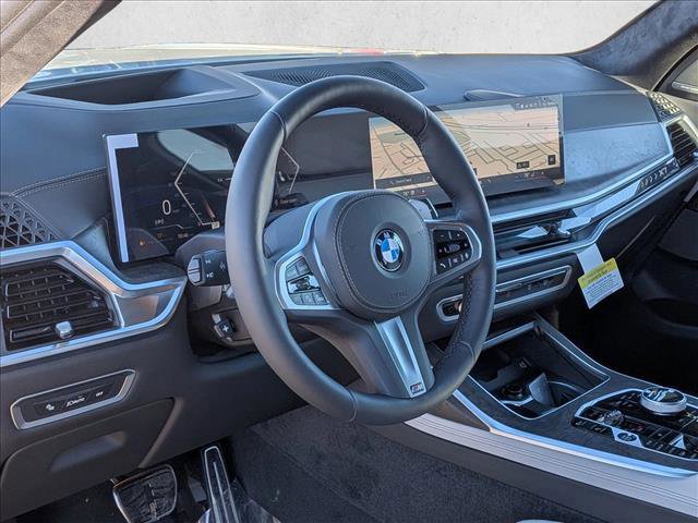 New 2026 BMW X7 xDrive40i image 3