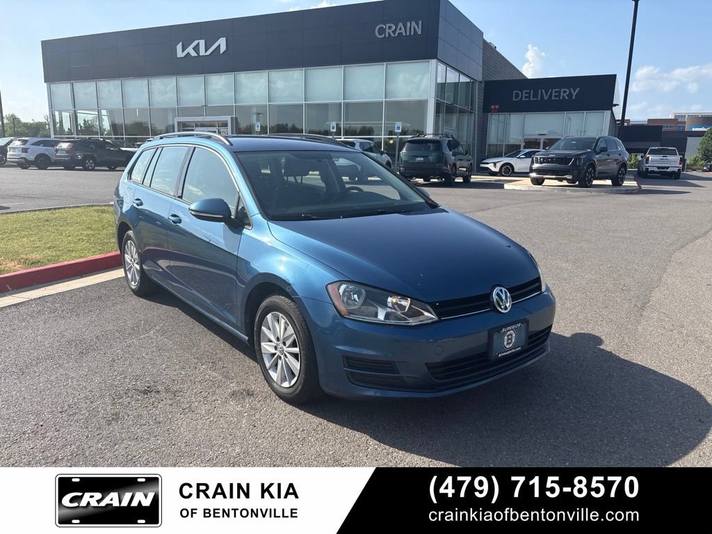 Used 2016 Volkswagen Golf S FWD image 5
