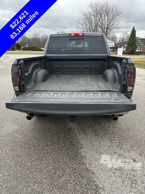 Used 2018 RAM 1500 Classic SLT w/ Luxury Group image 6