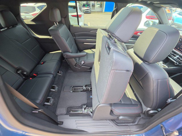 Used 2026 Chevrolet Traverse Z71 w/ Enhanced Driving Package AWD/4WD image 18