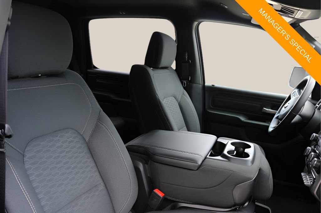 New 2026 RAM 1500 Express RWD image 18
