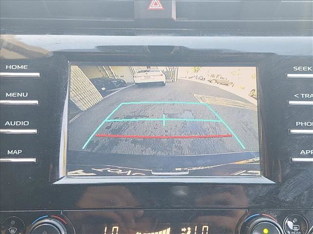 Used 2019 Toyota Camry SE image 12