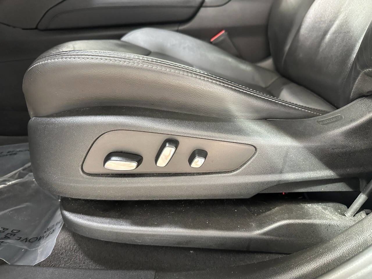 Used 2023 Cadillac XT6 Premium Luxury w/ Technology Package image 30