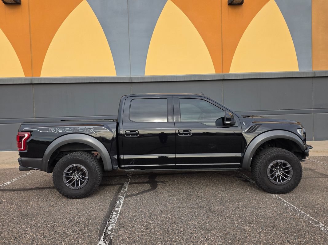 Used 2020 Ford F150 Raptor w/ Equipment Group 802A Luxury AWD/4WD image 10