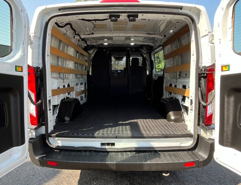 Used 2022 Ford Transit 250 Low Roof w/ Exterior Upgrade Package image 15
