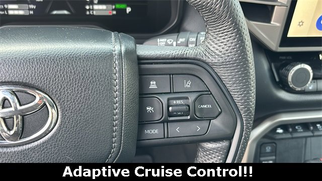 Used 2025 Toyota Sequoia SR5 w/ SR5 Premium Package image 7