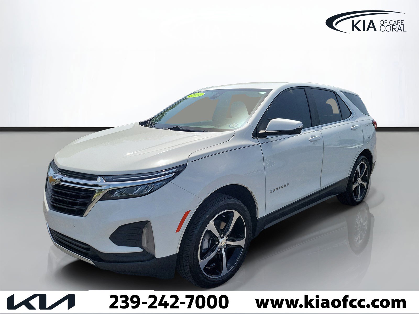 Used 2023 Chevrolet Equinox LT AWD/4WD image 3