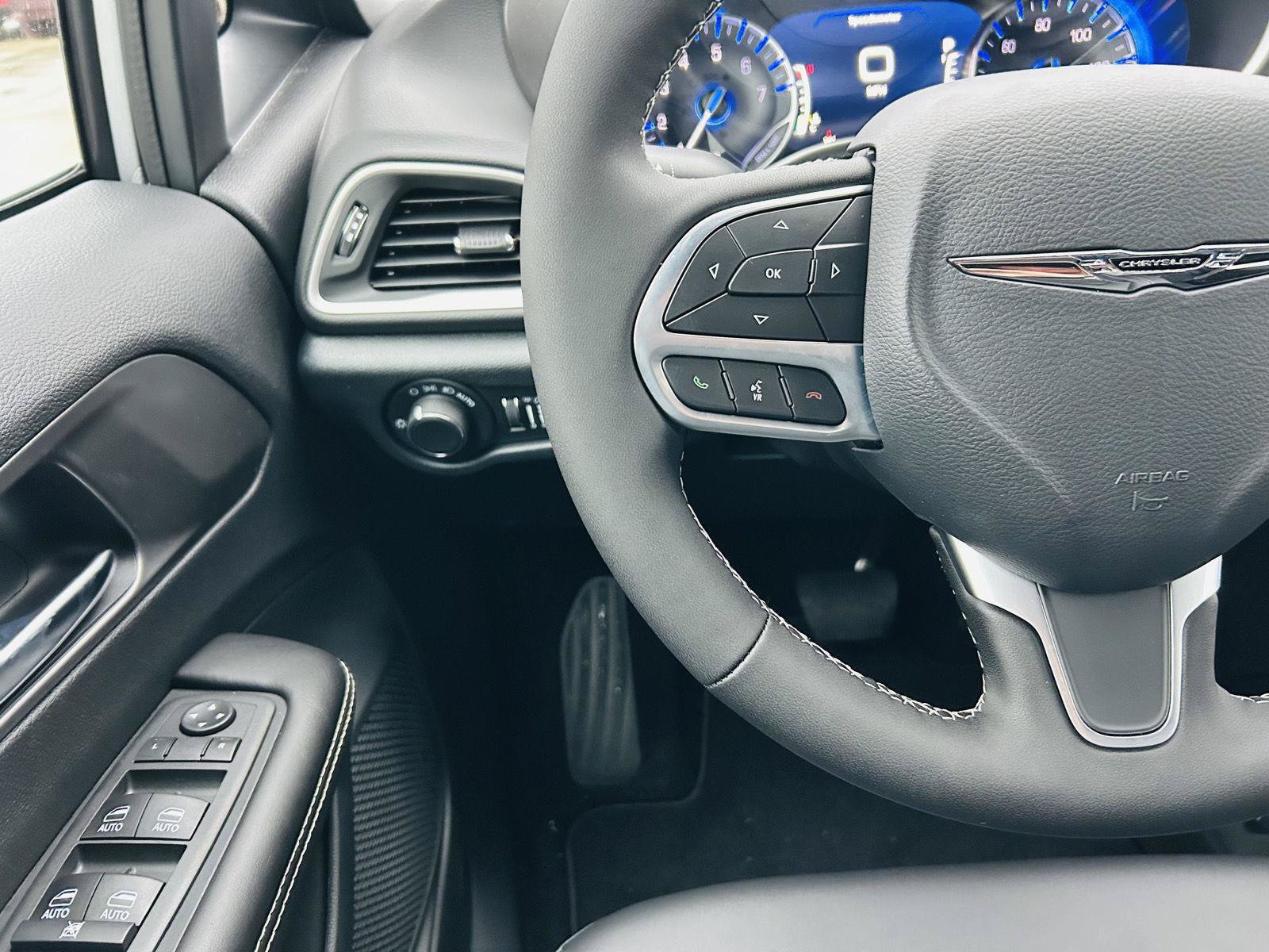 New 2026 Chrysler Voyager LX FWD image 16