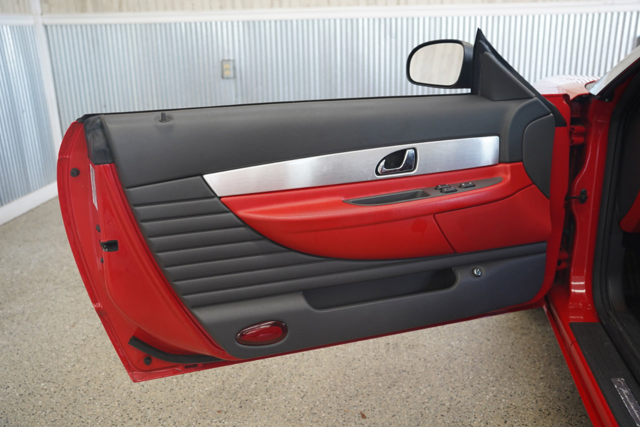 Used 2002 Ford Thunderbird image 23