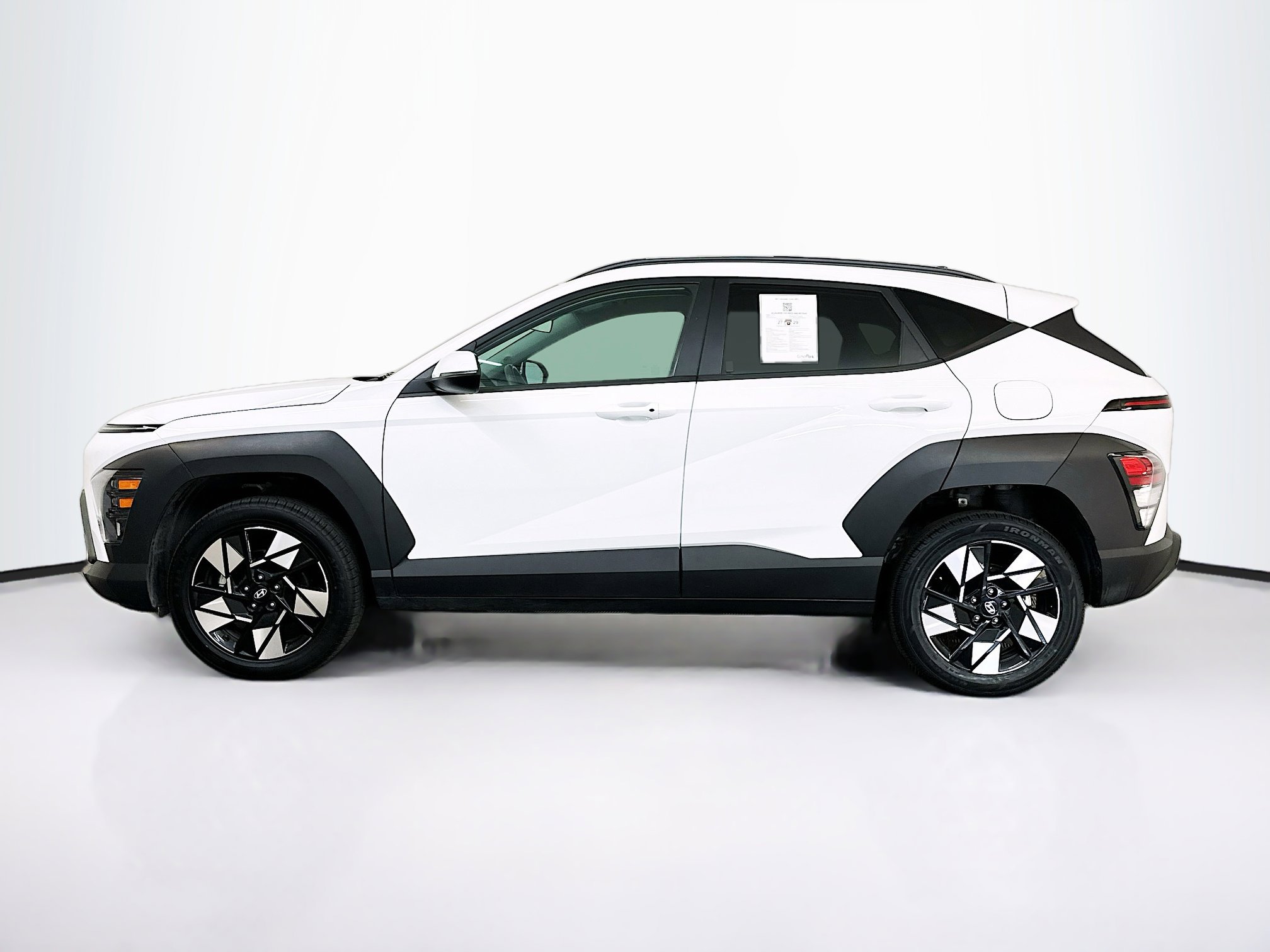 Used 2024 Hyundai Kona SEL image 4