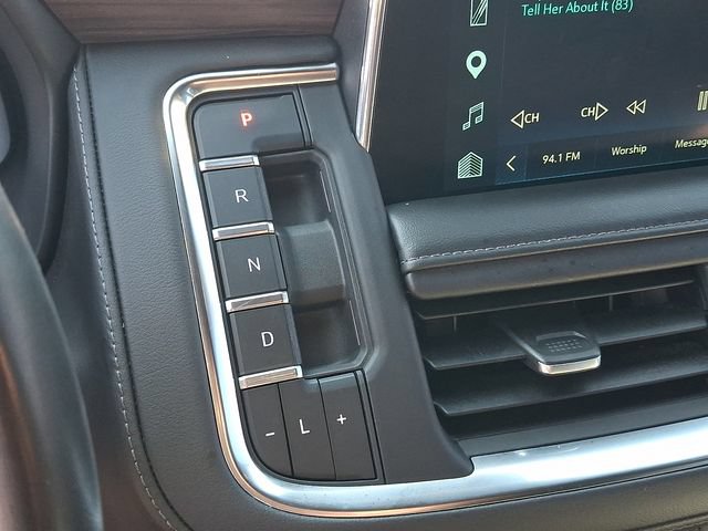 Used 2023 Chevrolet Tahoe LT w/ Luxury Package AWD/4WD image 13