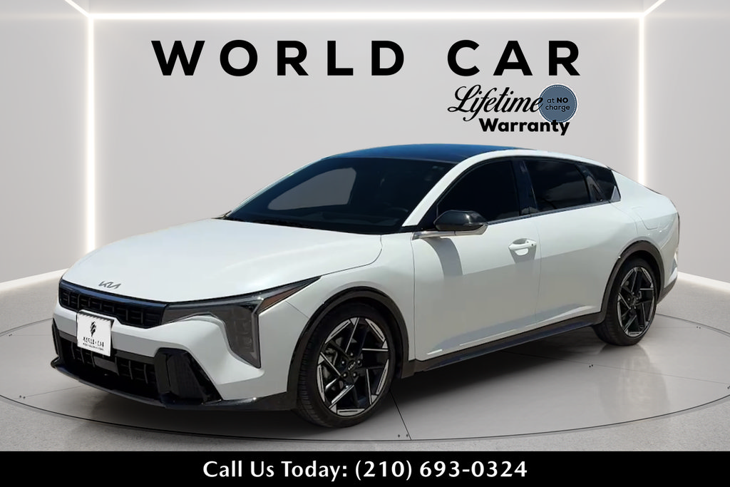 Used 2025 Kia K4 GT-Line w/ GT-Line Sunroof Package FWD image 3