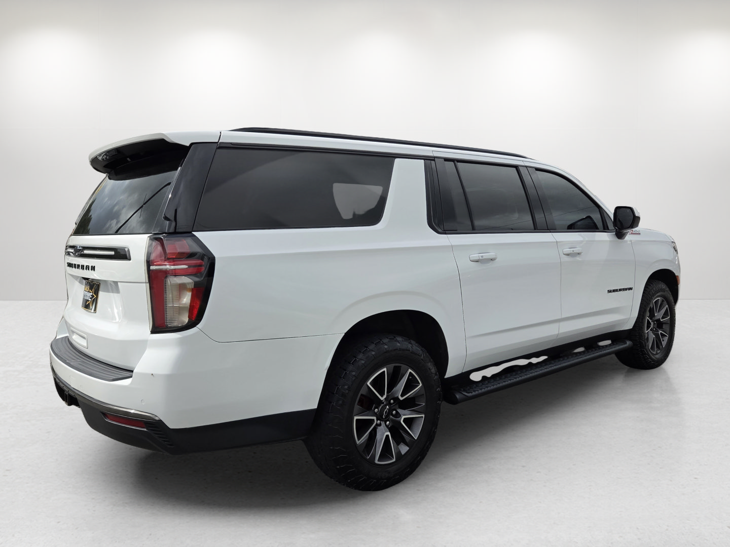 Used 2021 Chevrolet Suburban Z71 w/ Rear Media and Nav Package AWD/4WD image 5