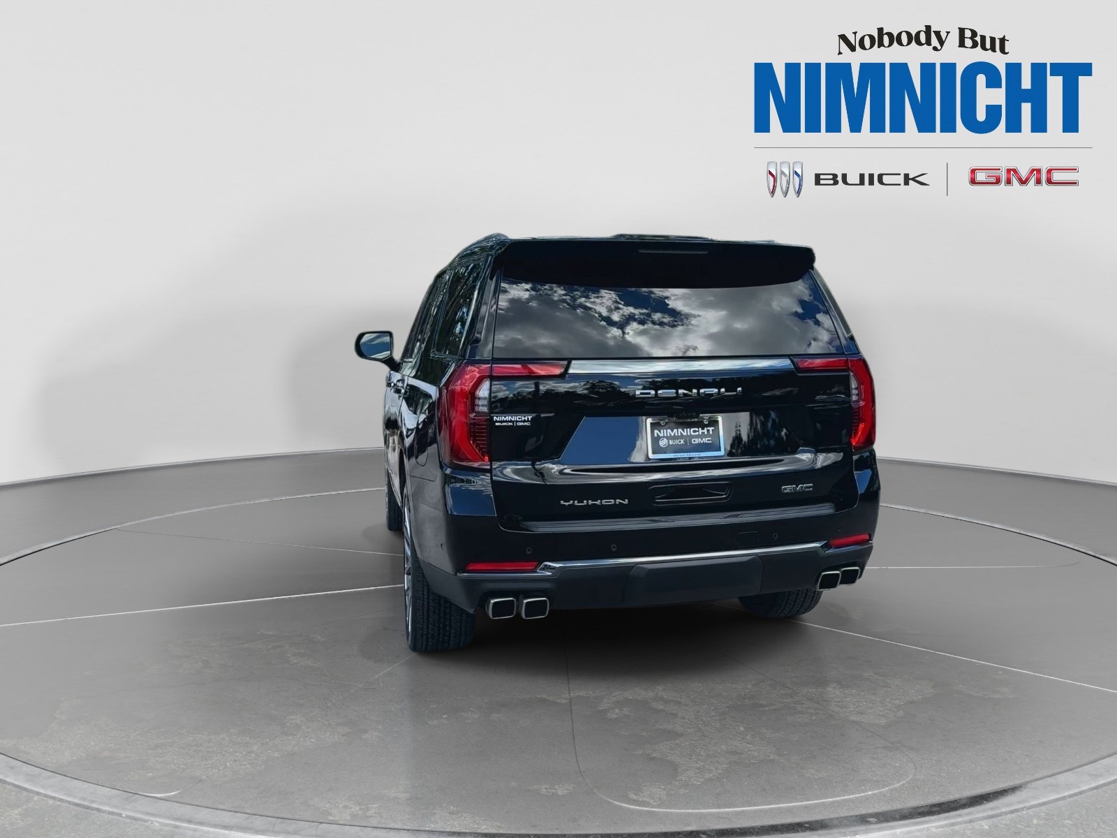 Certified 2025 GMC Yukon Denali Ultimate AWD/4WD image 7