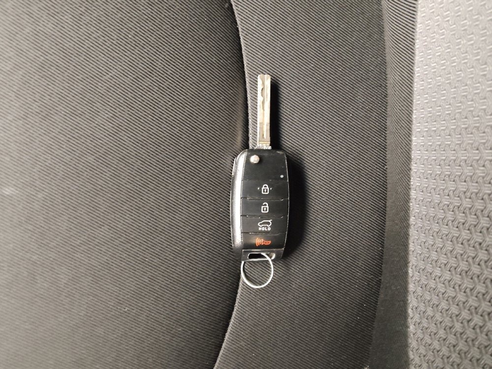 Used 2019 Kia Soul + image 32