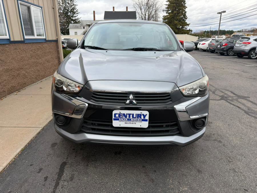 Used 2017 Mitsubishi Outlander Sport ES image 2