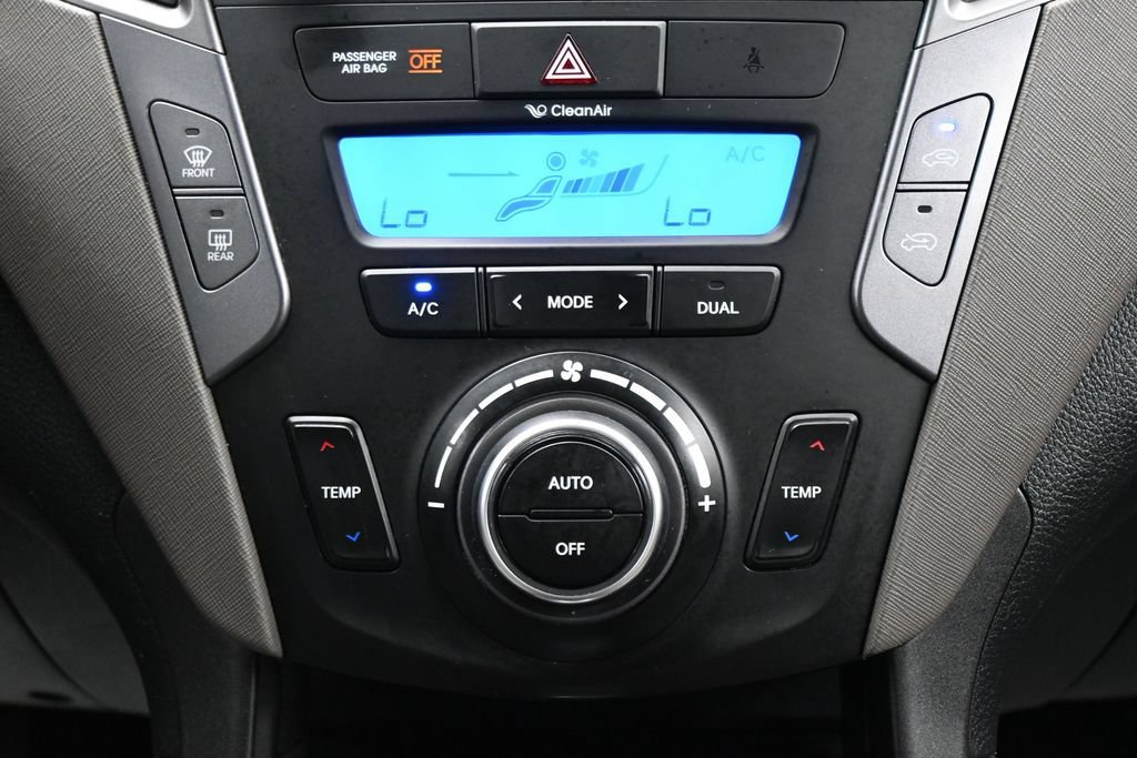 Used 2013 Hyundai Santa Fe Sport 2.0T AWD/4WD image 18