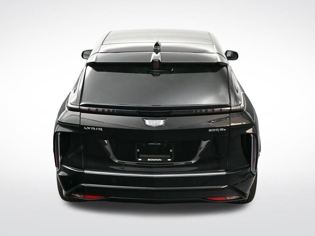 Used 2025 Cadillac Lyriq Luxury image 18