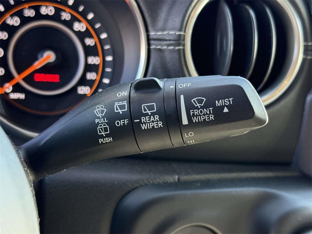 Used 2019 Jeep Wrangler Unlimited Sahara image 24