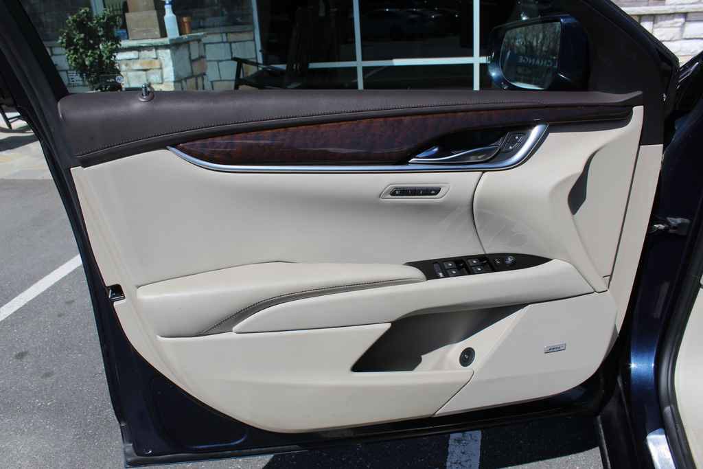 Used 2017 Cadillac XTS Premium Luxury image 10